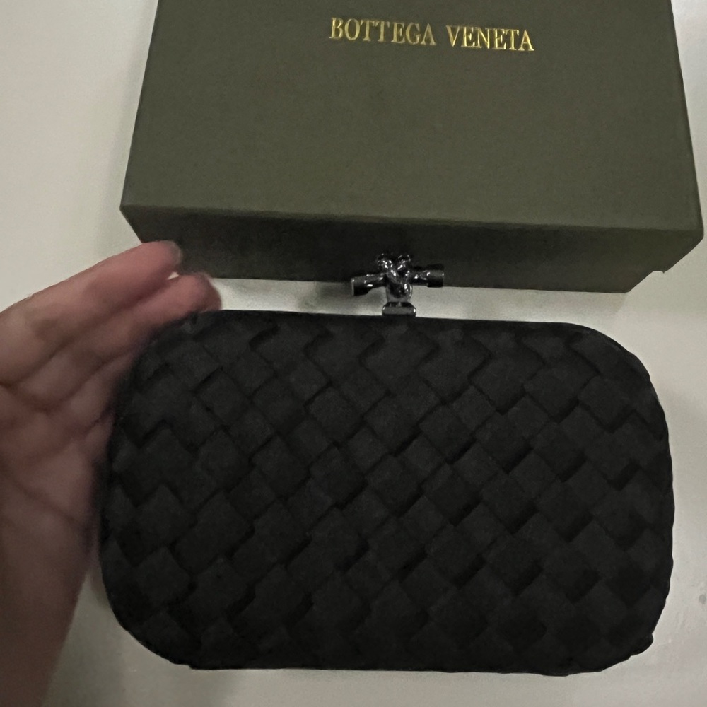 Bottega veneta clutch